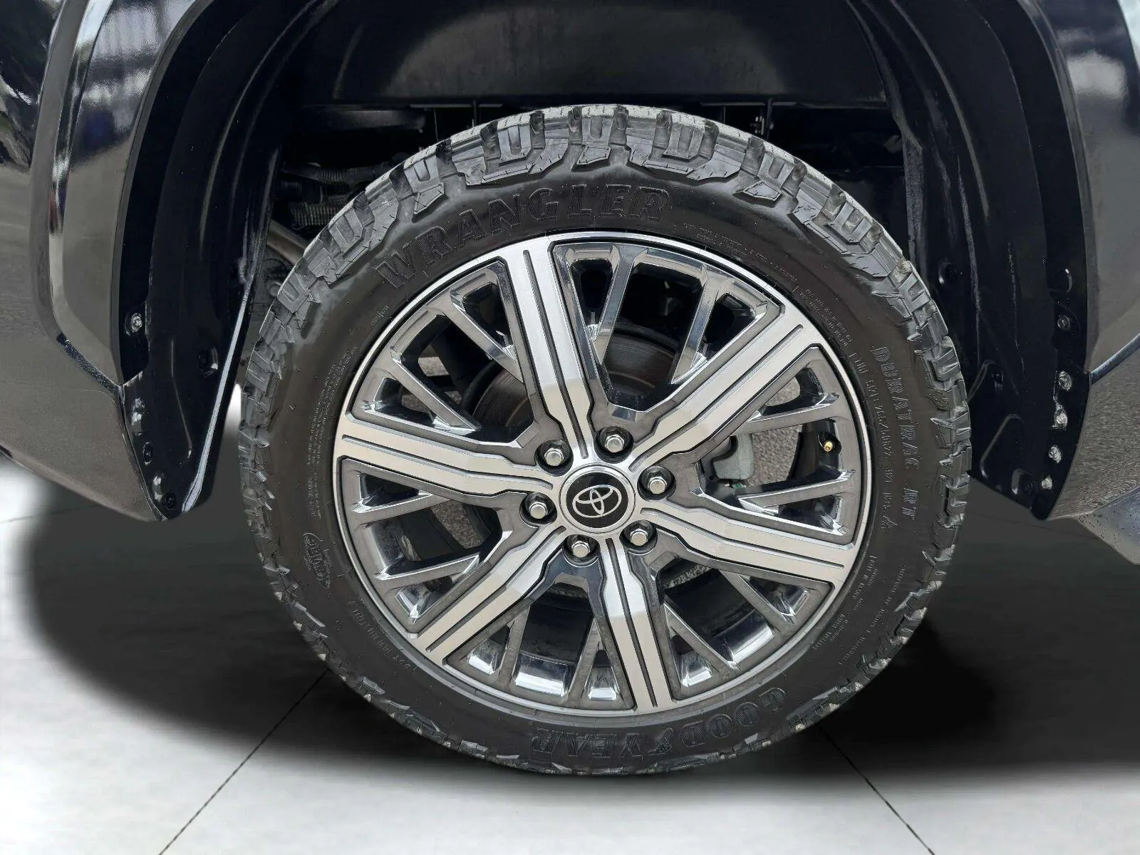 Toyota Tundra photo 46