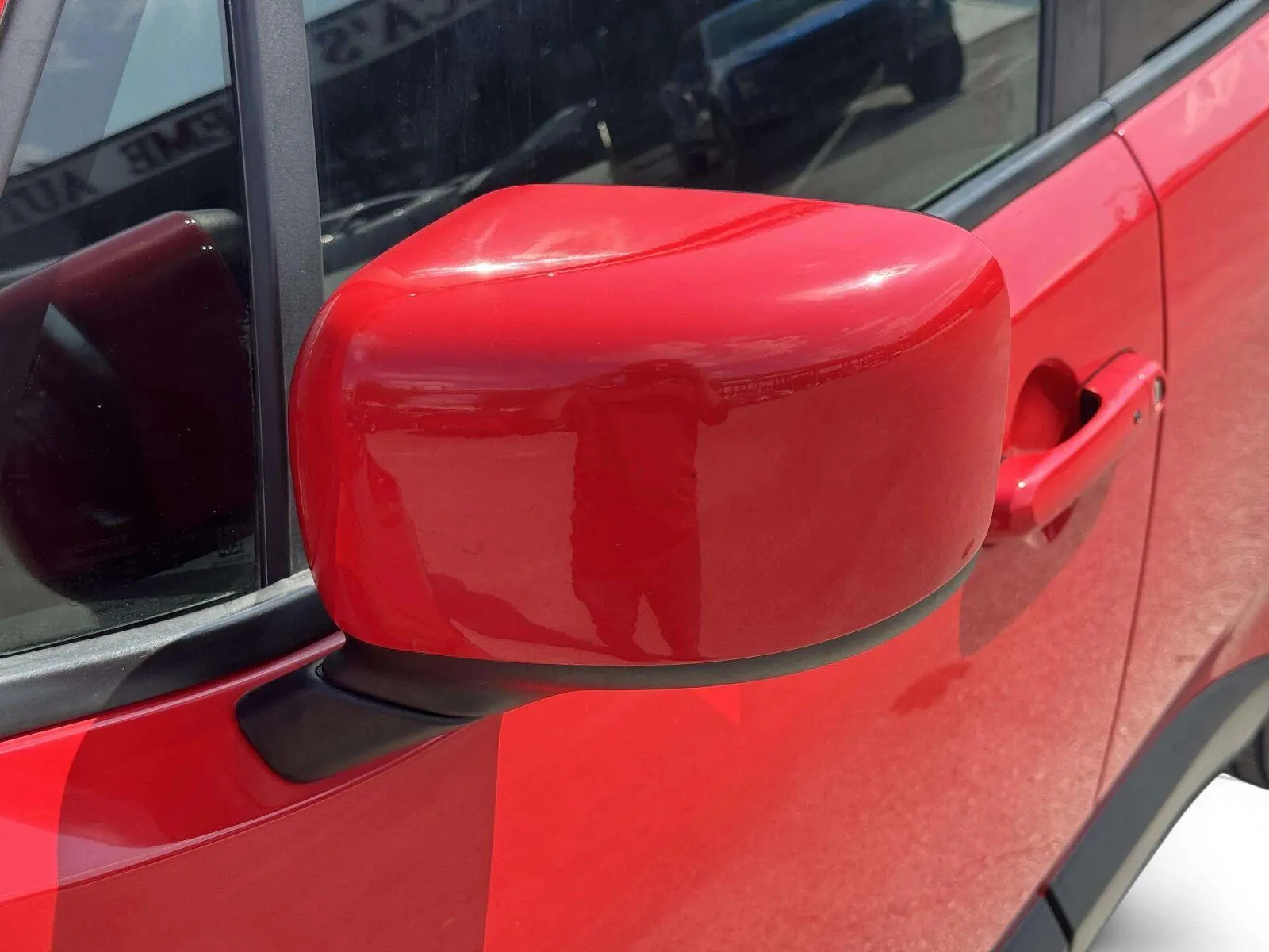 Jeep Renegade photo 13