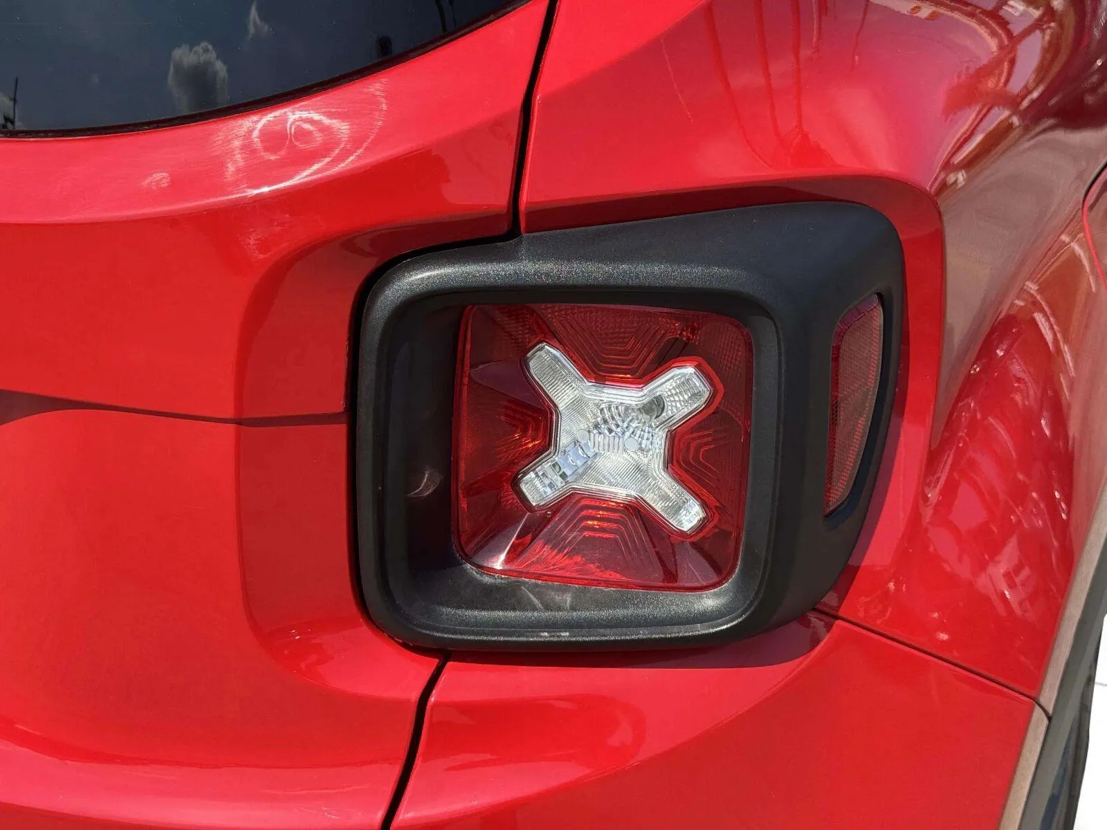 Jeep Renegade photo 15