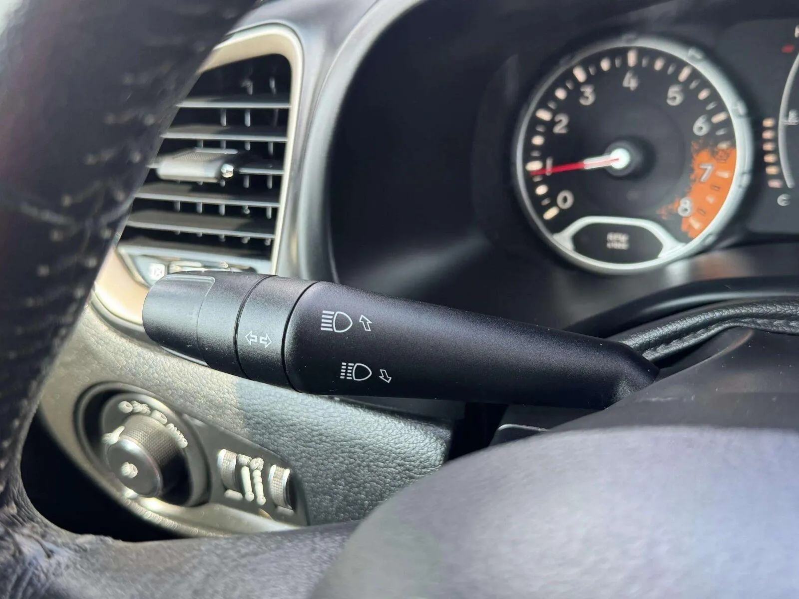 Jeep Renegade photo 22