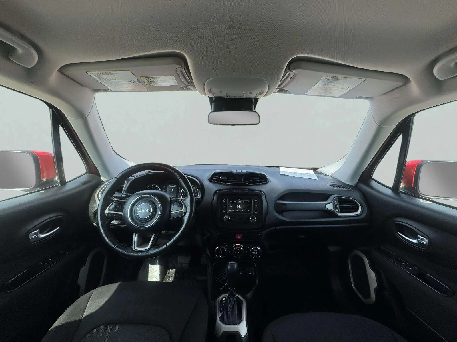Jeep Renegade photo 47