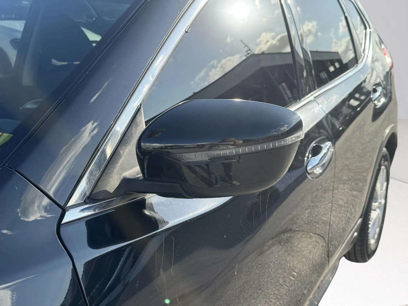 Nissan Rogue photo 12