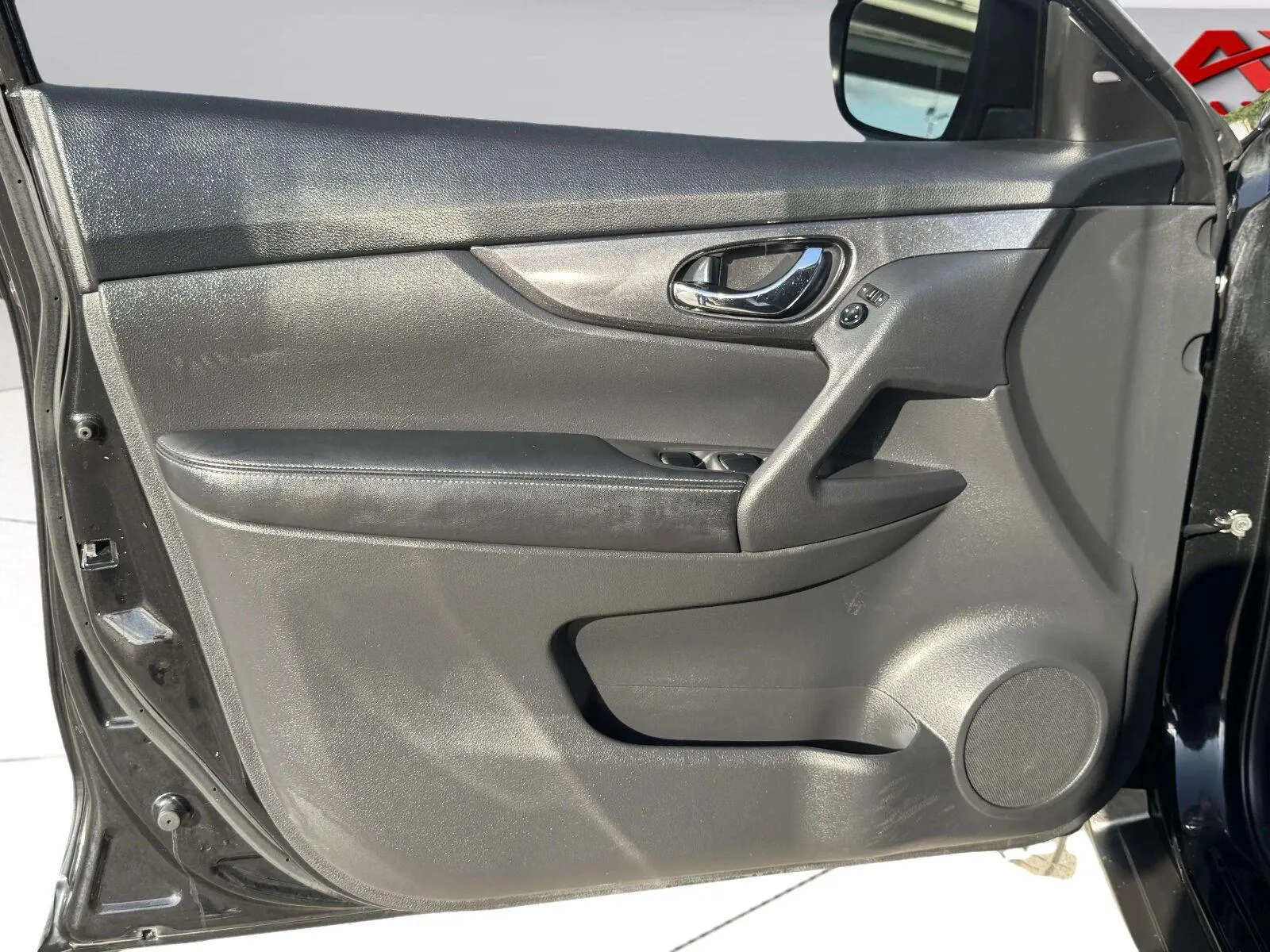 Nissan Rogue photo 17