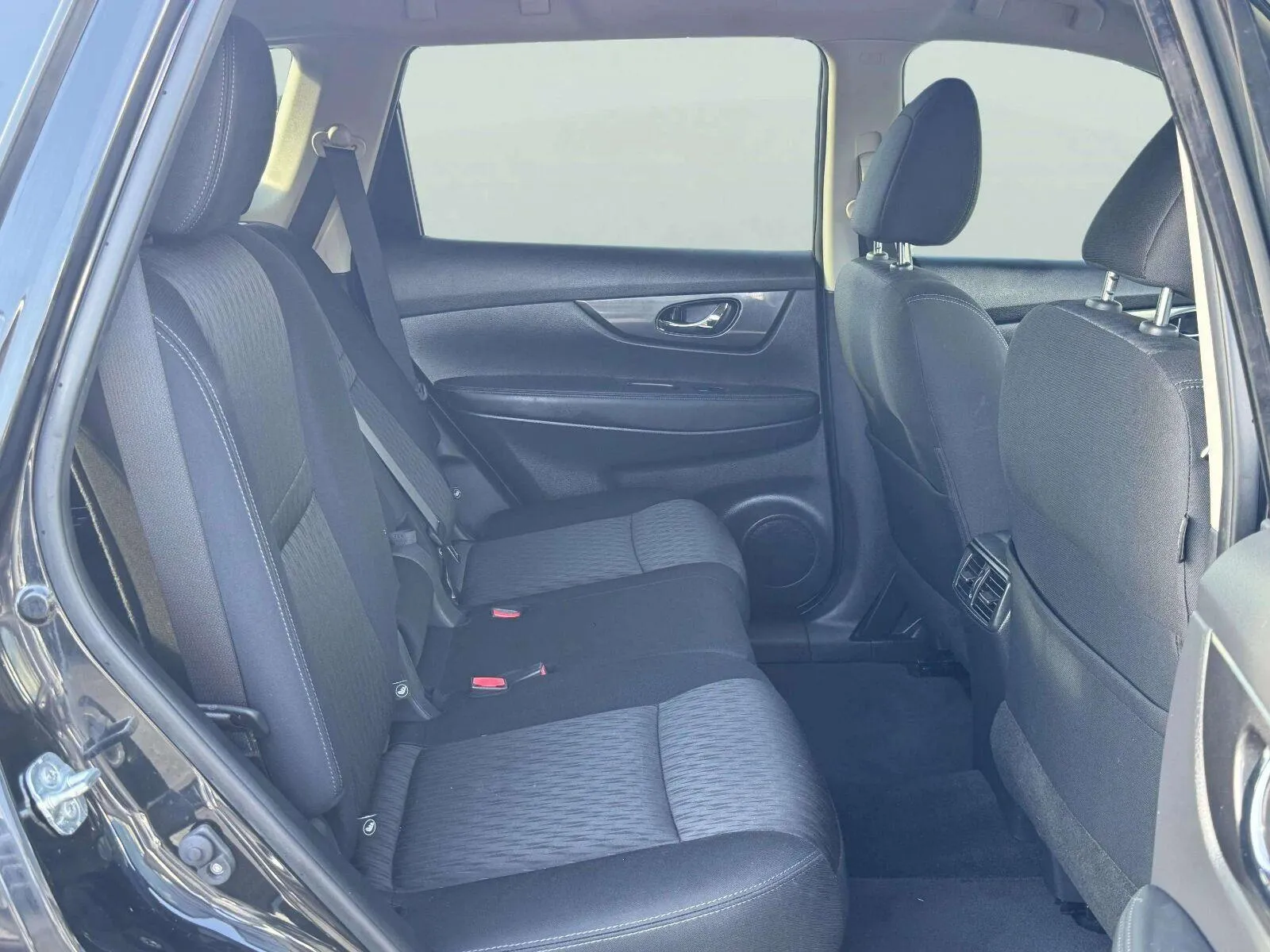 Nissan Rogue photo 33