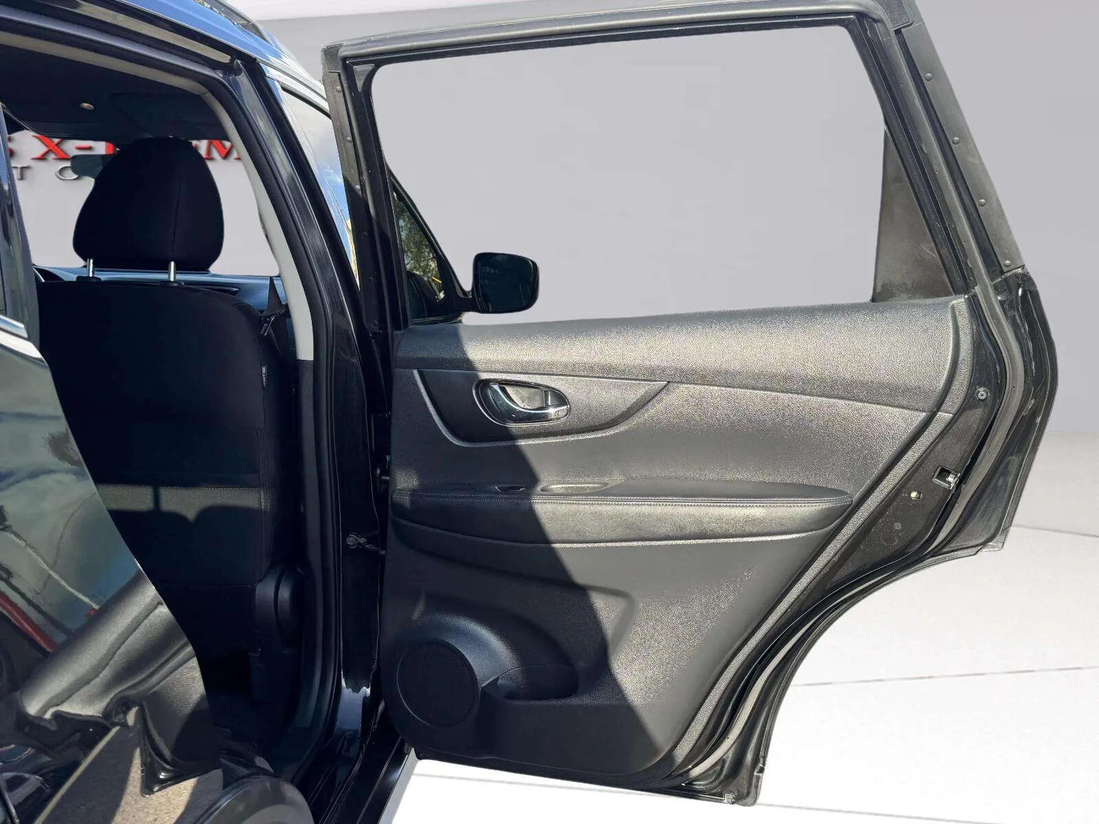 Nissan Rogue photo 35