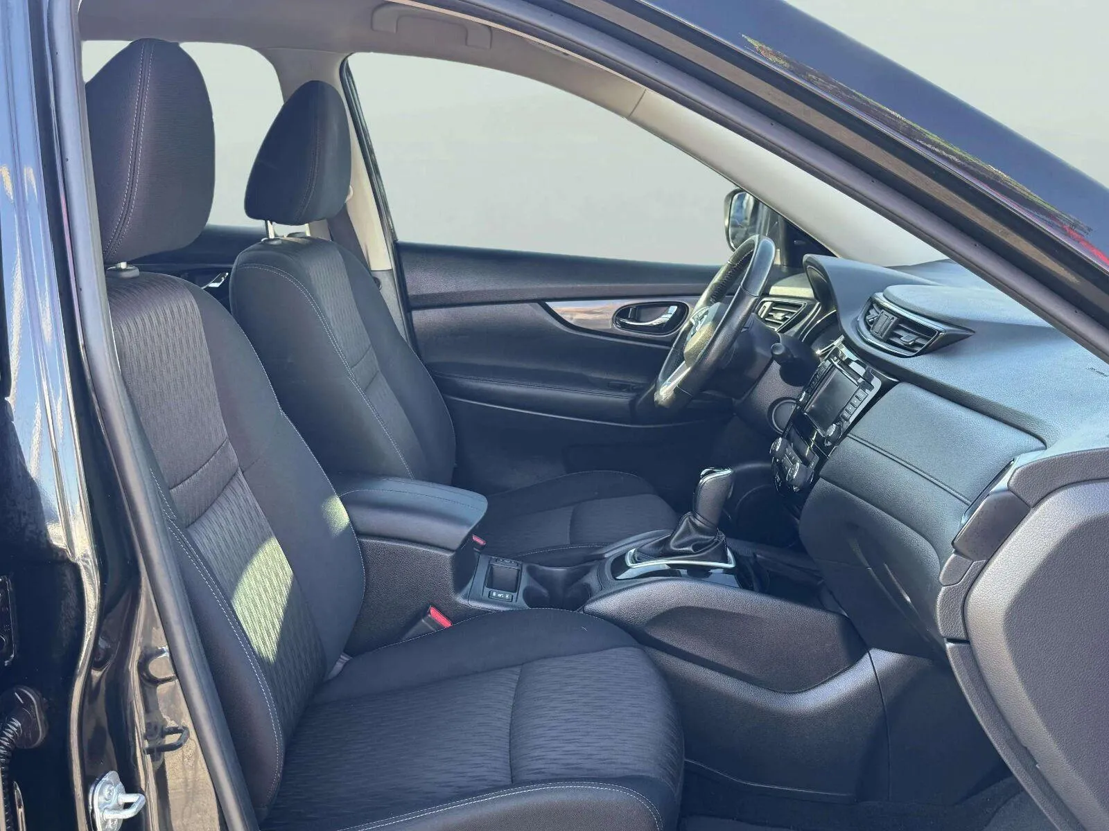 Nissan Rogue photo 41