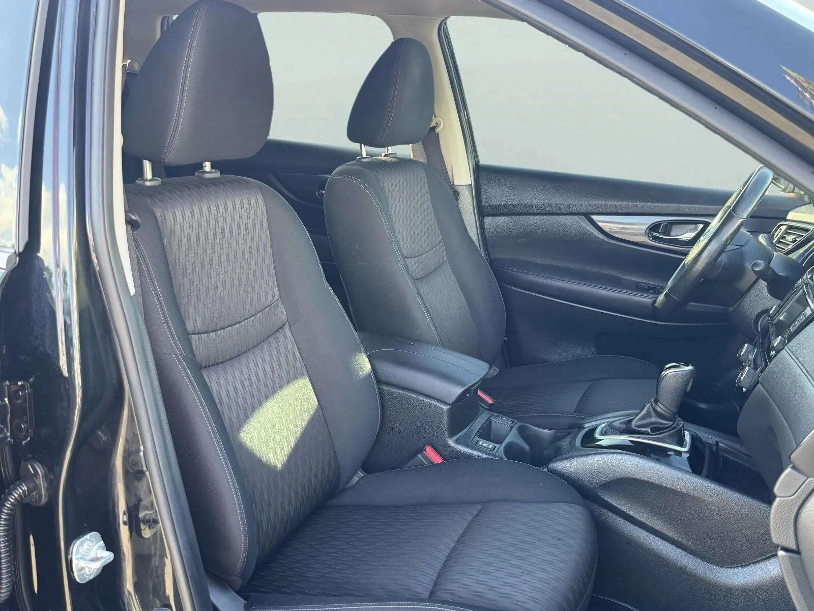 Nissan Rogue photo 42