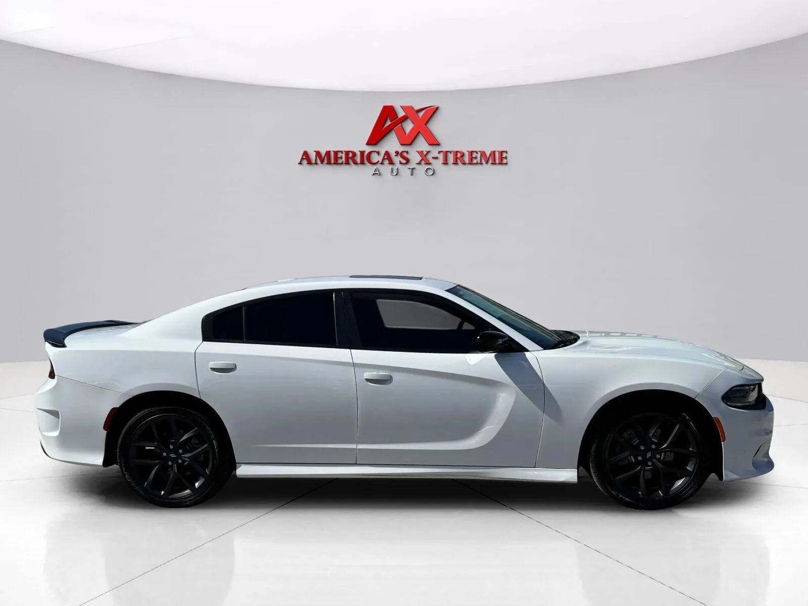 Dodge Charger photo 7