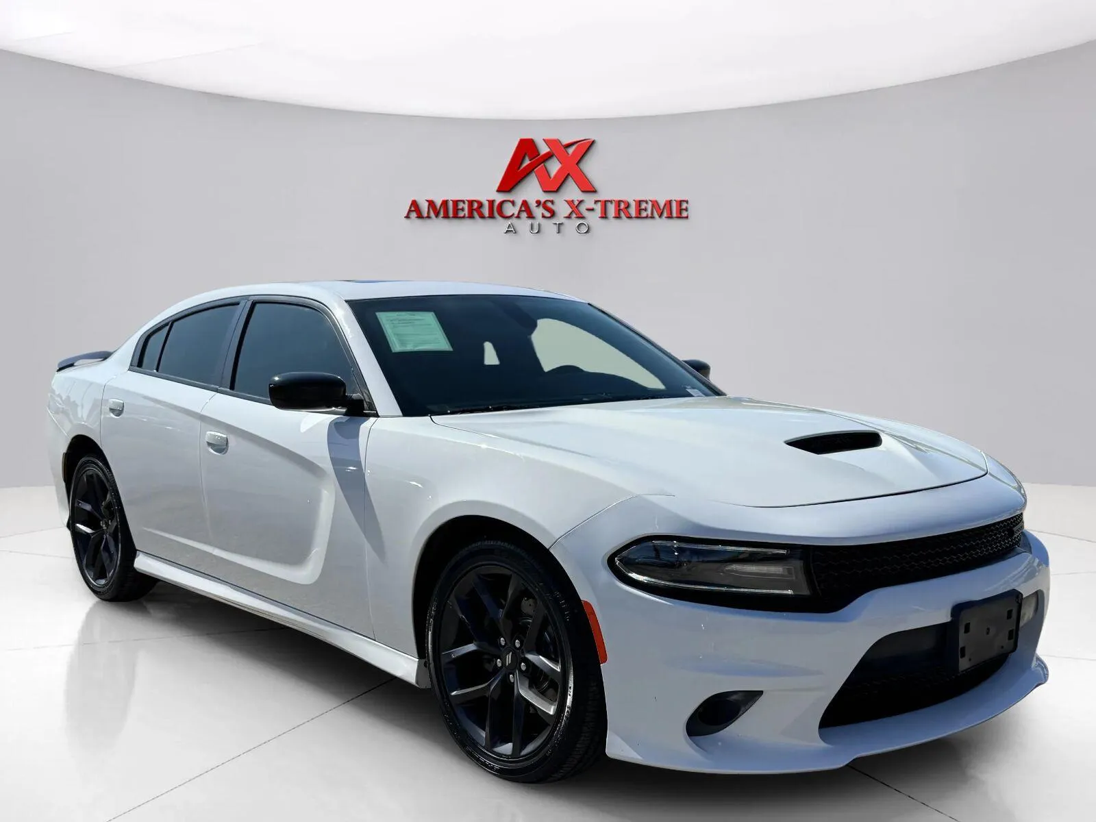 Dodge Charger photo 8