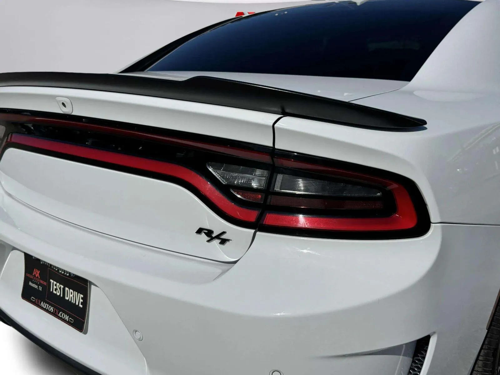 Dodge Charger photo 15