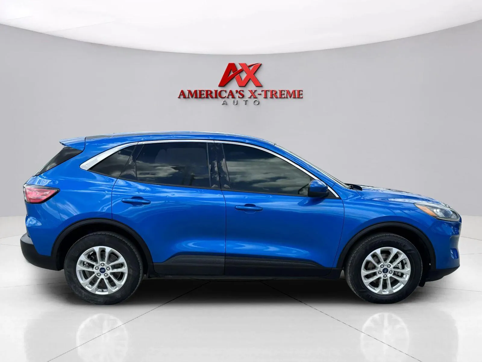 Ford Escape photo 7