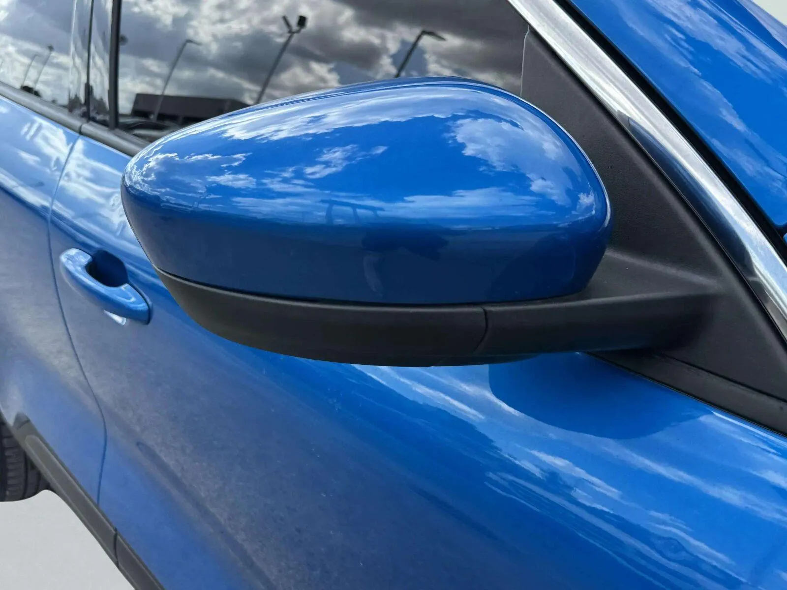 Ford Escape photo 10