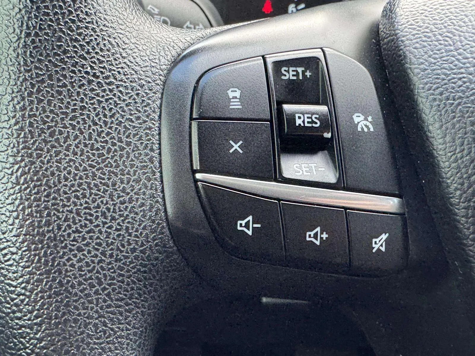 Ford Escape photo 23