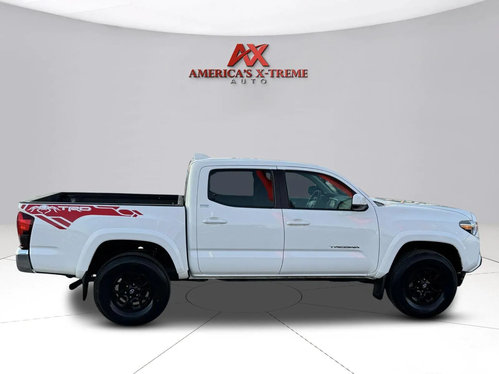 Toyota Tacoma photo 7