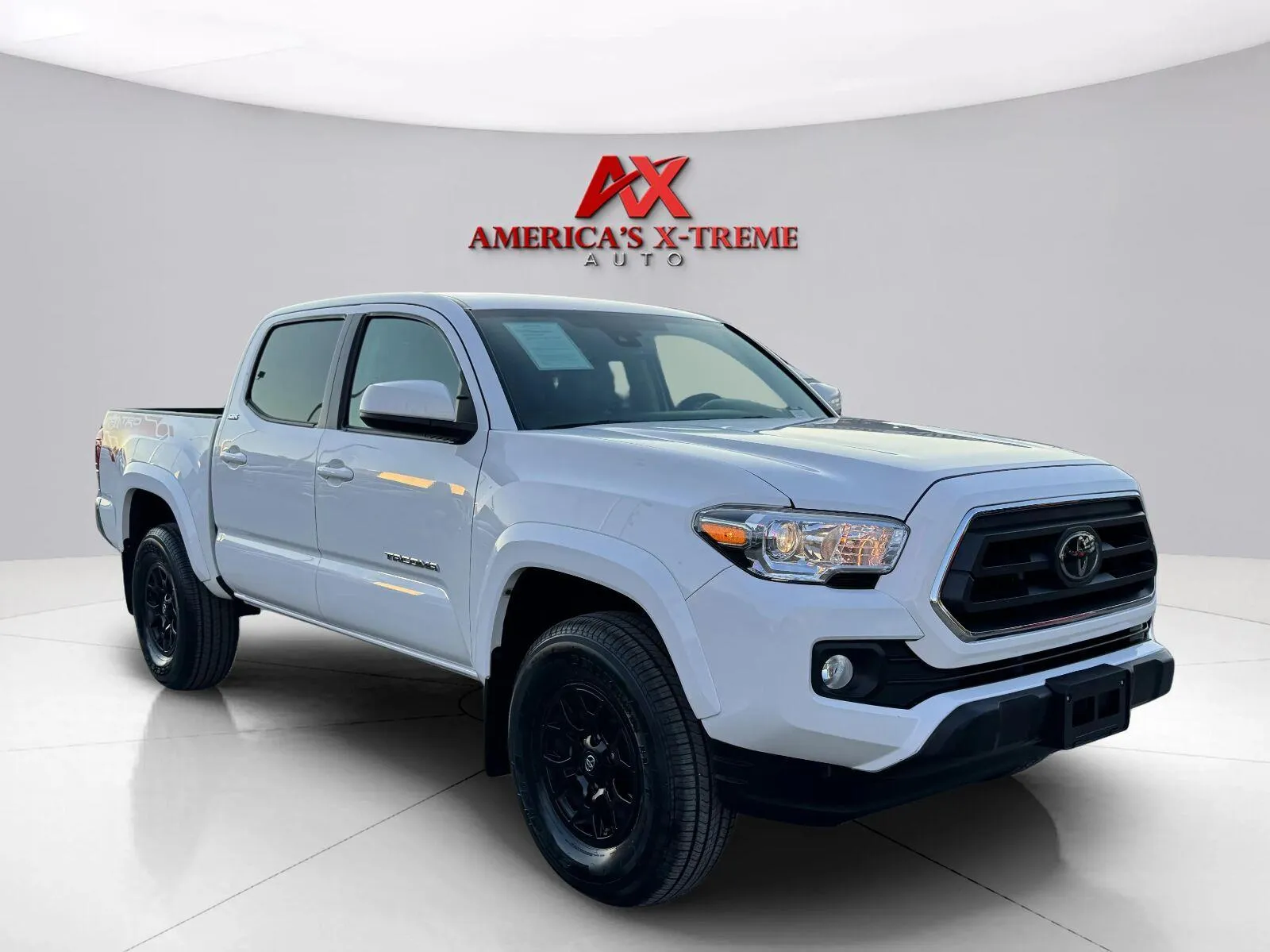 Toyota Tacoma photo 8