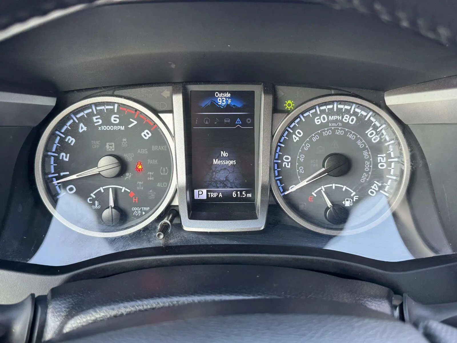 Toyota Tacoma photo 20