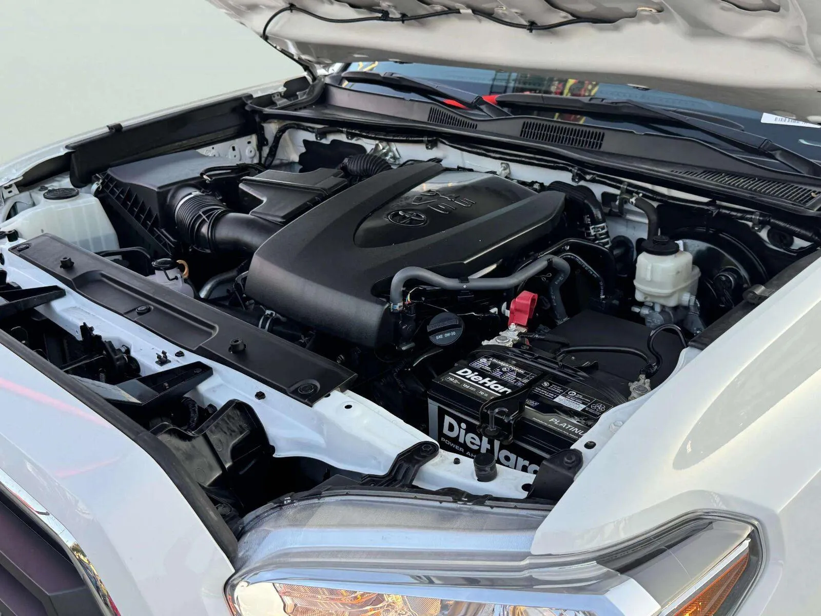 Toyota Tacoma photo 52