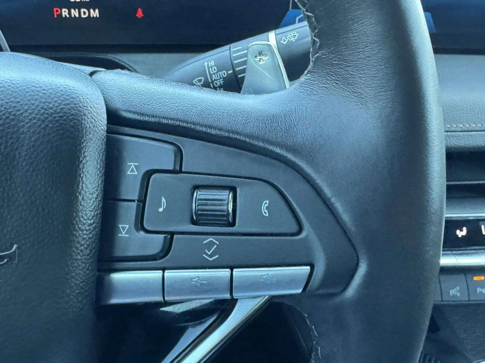 Cadillac CT5 photo 25