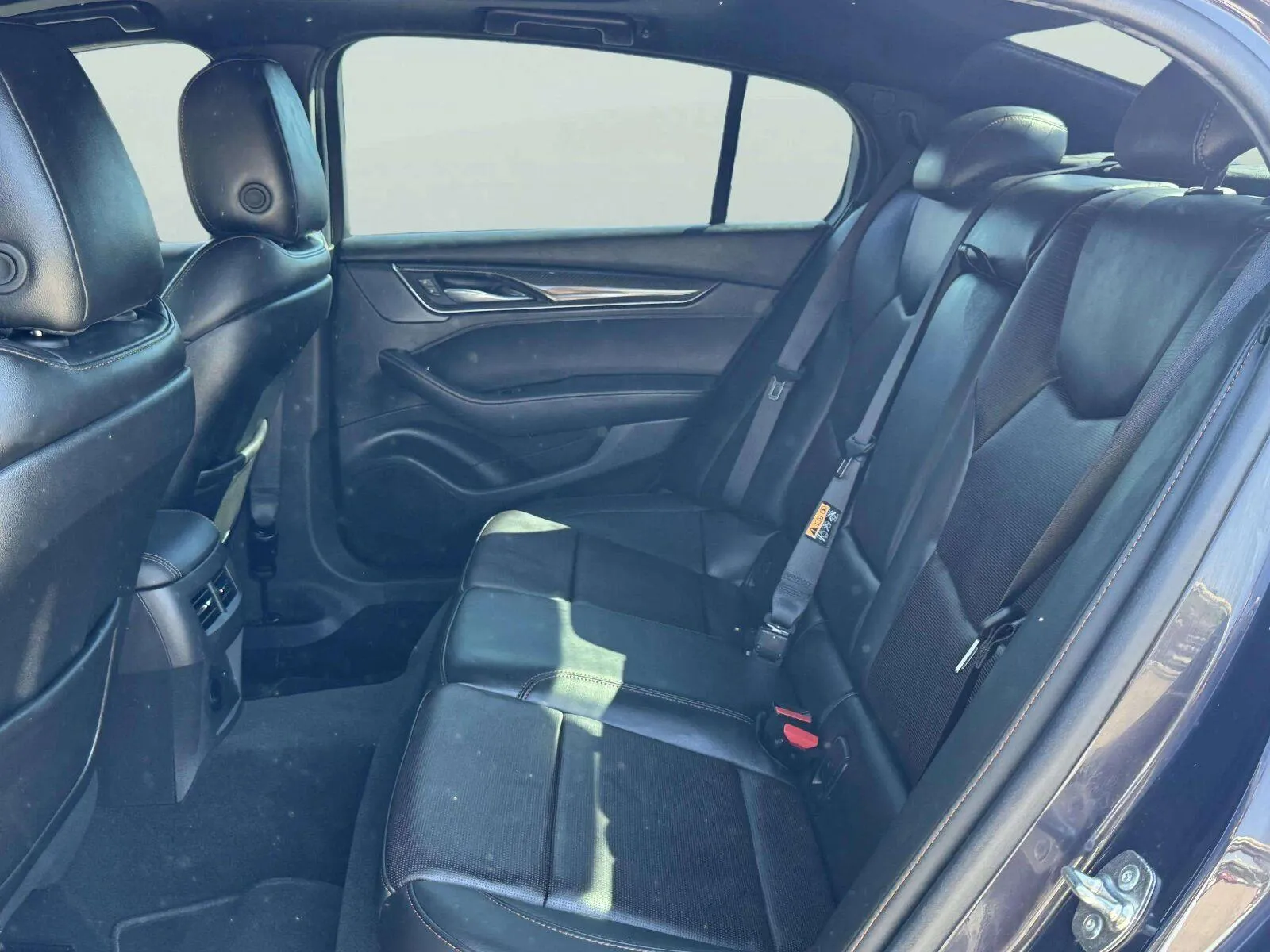 Cadillac CT5 photo 31