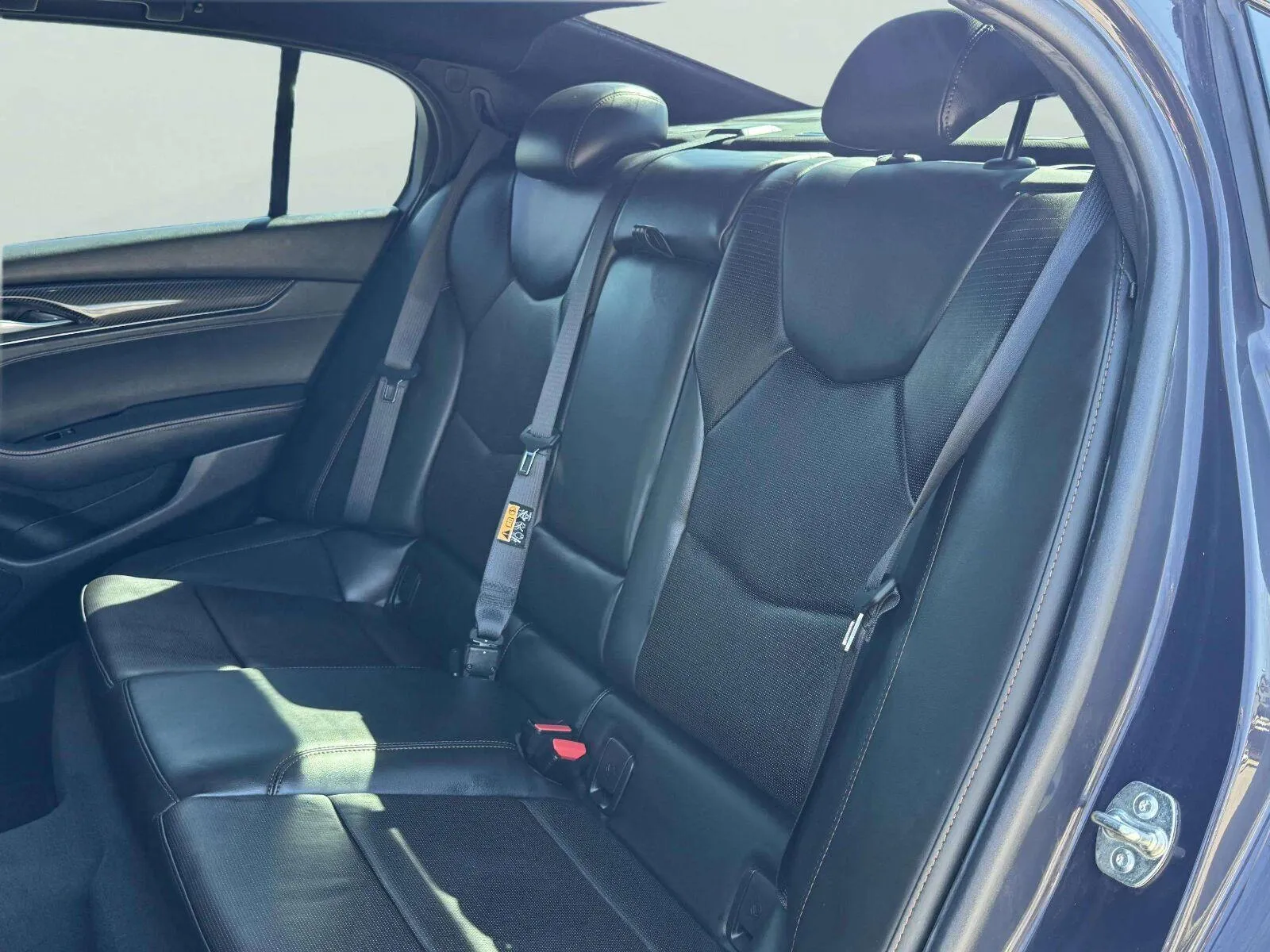 Cadillac CT5 photo 34