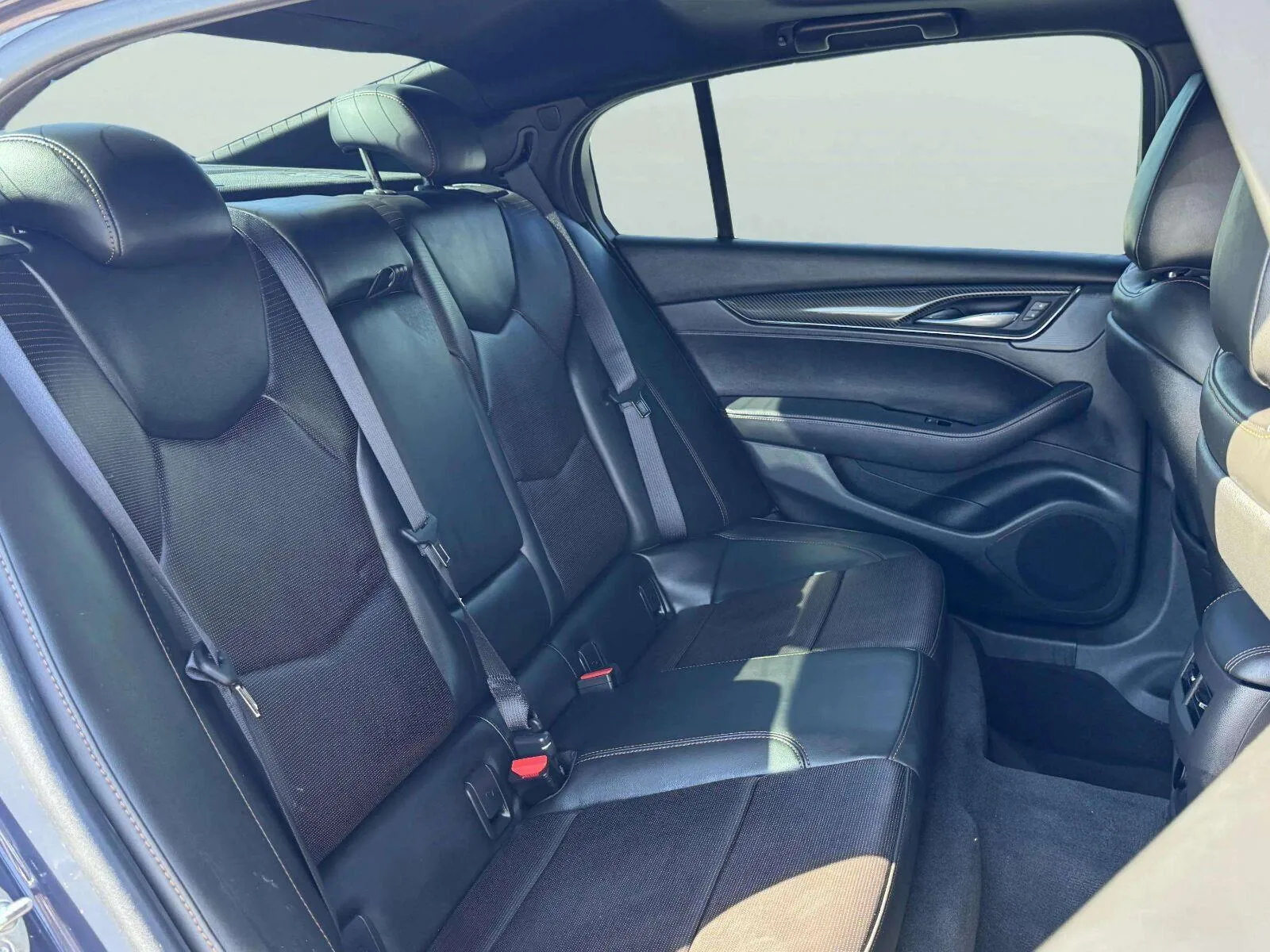 Cadillac CT5 photo 38