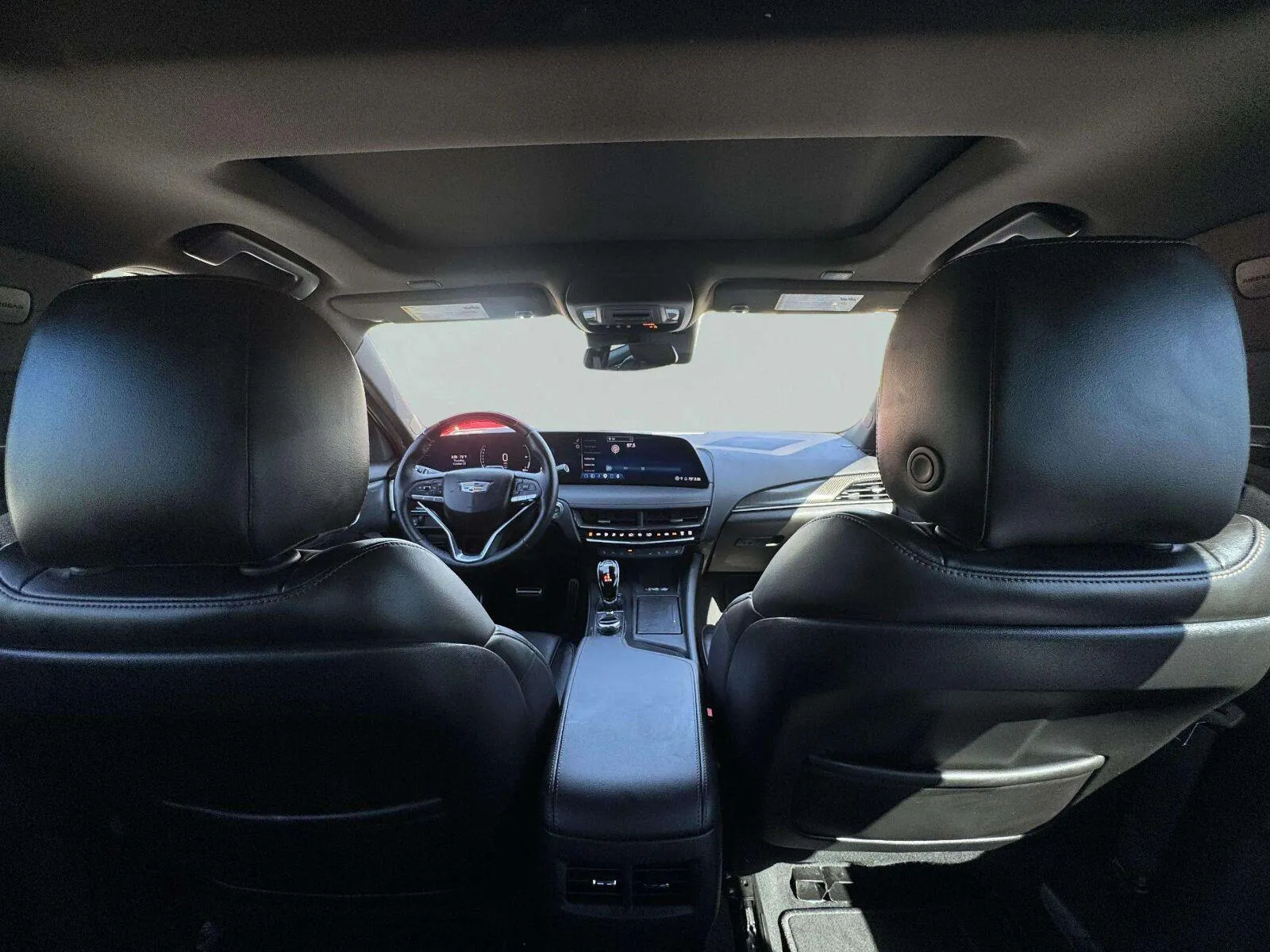 Cadillac CT5 photo 40