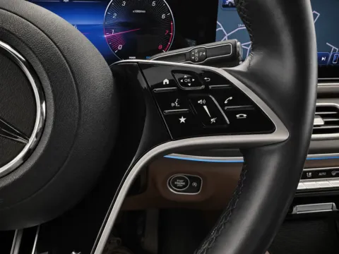 More photos of 2024 Mercedes-Benz GLE 350 at Marina Chrysler Dodge Jeep Ram, NY