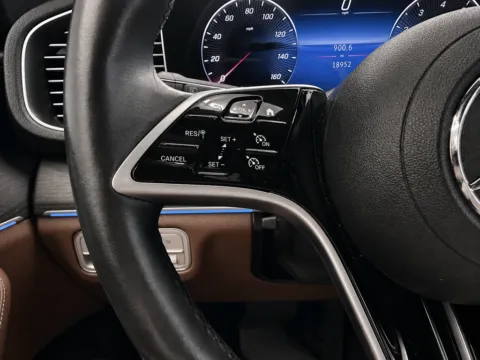 More photos of 2024 Mercedes-Benz GLE 350 at Marina Chrysler Dodge Jeep Ram, NY