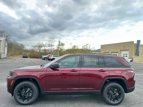More photos of 2026 Jeep Grand Cherokee Altitude at Marina Chrysler Dodge Jeep Ram, NY