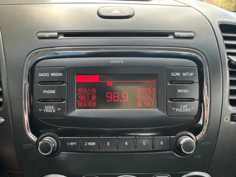 More photos of 2017 Kia Forte5 LX at Marina Chrysler Dodge Jeep Ram, NY