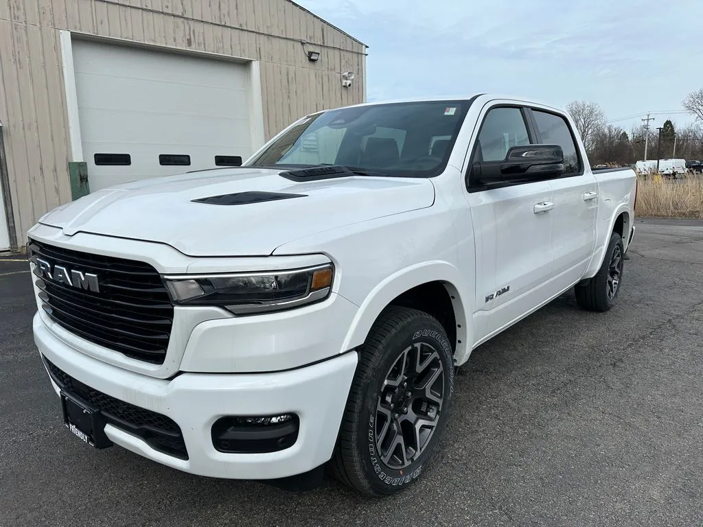 2026 RAM 1500 Laramie - Photo 6