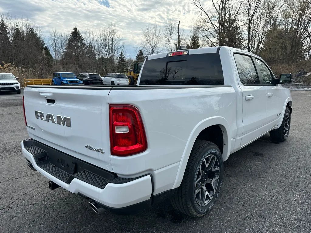 2026 RAM 1500 Laramie - Photo 9