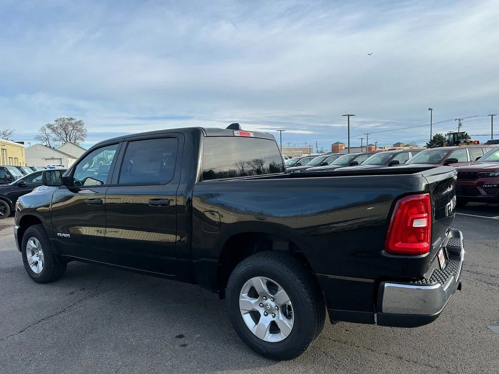 2025 RAM 1500 Big Horn/Lone Star - Photo 11