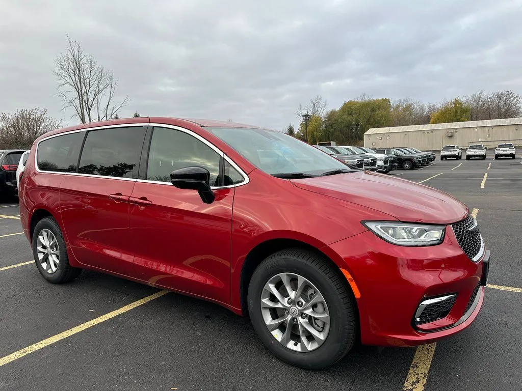 Red 2026 Chrysler Pacifica Select for sale in Webster, NY
