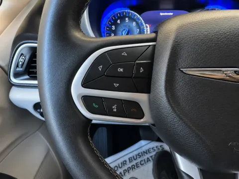 More photos of 2023 Chrysler Pacifica Touring L at Marina Chrysler Dodge Jeep Ram, NY