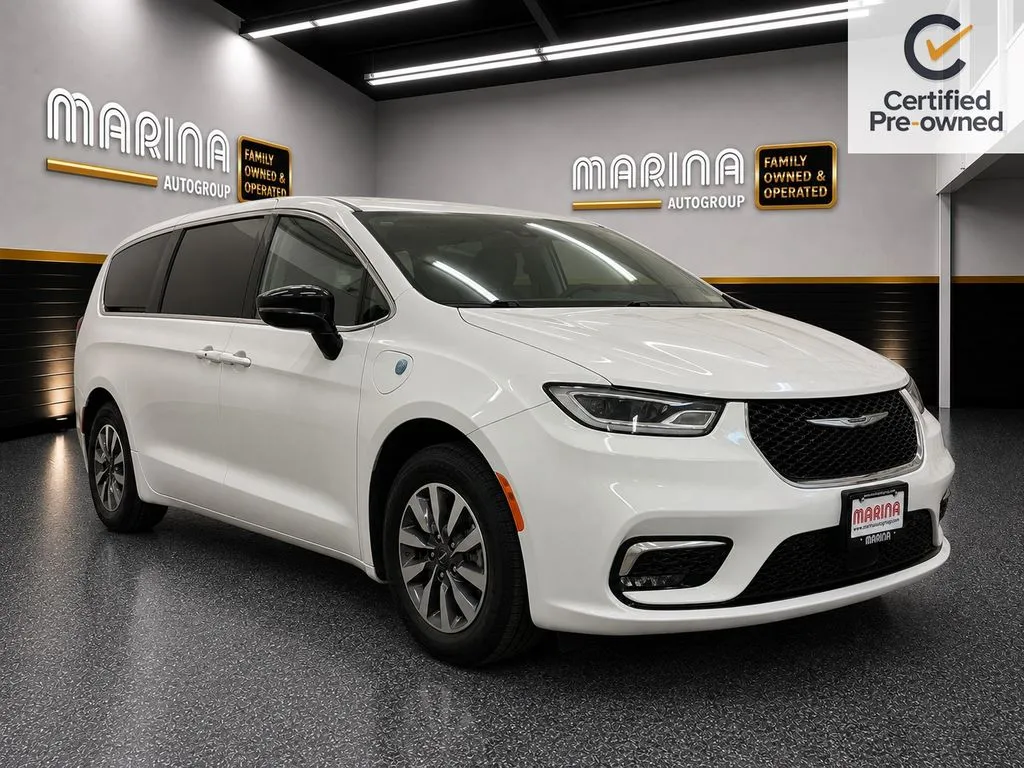 2024 Chrysler Pacifica Hybrid Select for sale in Webster, NY