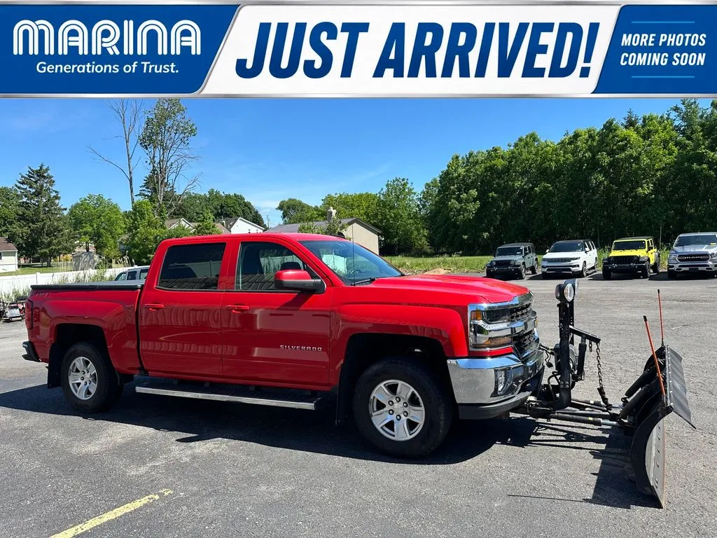 Red 2018 Chevrolet Silverado 1500 LT for sale in Webster, NY