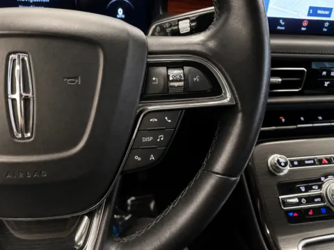 More photos of 2023 Lincoln Nautilus Reserve at Marina Chrysler Dodge Jeep Ram, NY