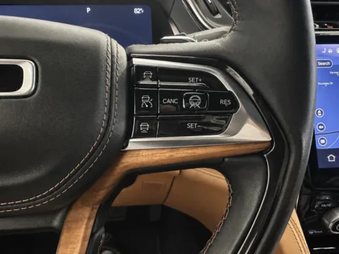 More photos of 2023 Jeep Grand Cherokee L Summit at Marina Chrysler Dodge Jeep Ram, NY