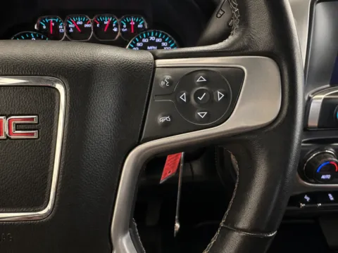 More photos of 2018 GMC Sierra 1500 SLE at Marina Chrysler Dodge Jeep Ram, NY