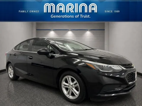 Black 2018 Chevrolet Cruze LT for sale in Webster, NY
