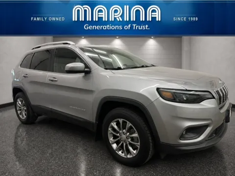 Silver 2019 Jeep Cherokee Latitude Plus for sale in Webster, NY