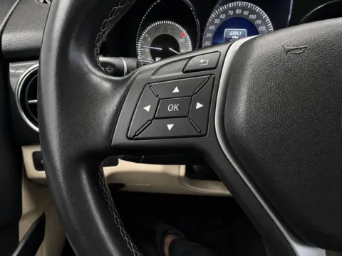 More photos of 2014 Mercedes-Benz GLK 350 at Marina Chrysler Dodge Jeep Ram, NY