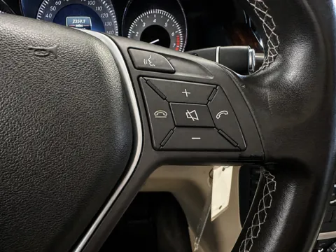 More photos of 2014 Mercedes-Benz GLK 350 at Marina Chrysler Dodge Jeep Ram, NY