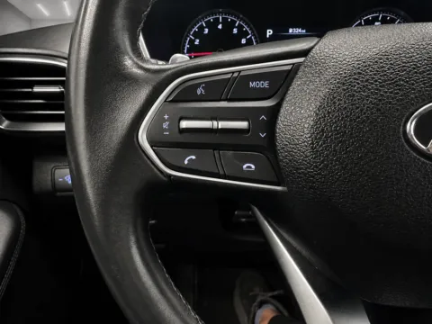 More photos of 2023 Hyundai Santa Fe SEL at Marina Chrysler Dodge Jeep Ram, NY