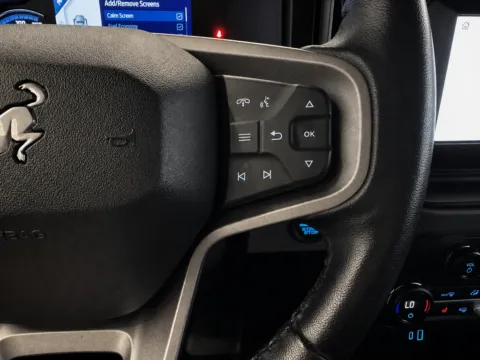 More photos of 2023 Ford Bronco Black Diamond at Marina Chrysler Dodge Jeep Ram, NY