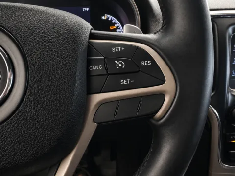 More photos of 2014 Jeep Grand Cherokee Laredo at Marina Chrysler Dodge Jeep Ram, NY