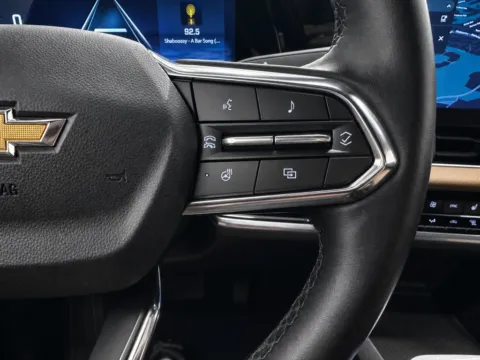 More photos of 2025 Chevrolet Equinox ACTIV at Marina Chrysler Dodge Jeep Ram, NY