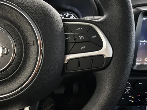 More photos of 2023 Jeep Renegade Latitude at Marina Chrysler Dodge Jeep Ram, NY