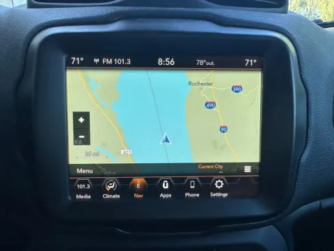 More photos of 2023 Jeep Renegade Latitude at Marina Chrysler Dodge Jeep Ram, NY